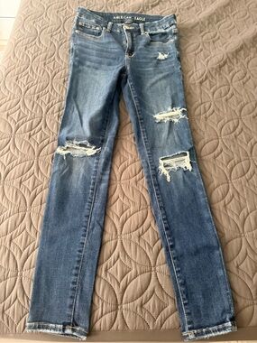 American Eagle Outfitters Blue Ripped Skinny Jeans